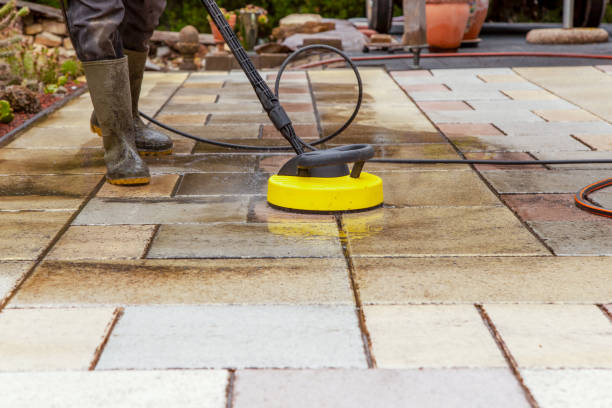 Best Oil Spill Cleanup  in Delavan, WI